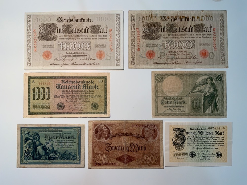 Vintage banknote lot from Germany.