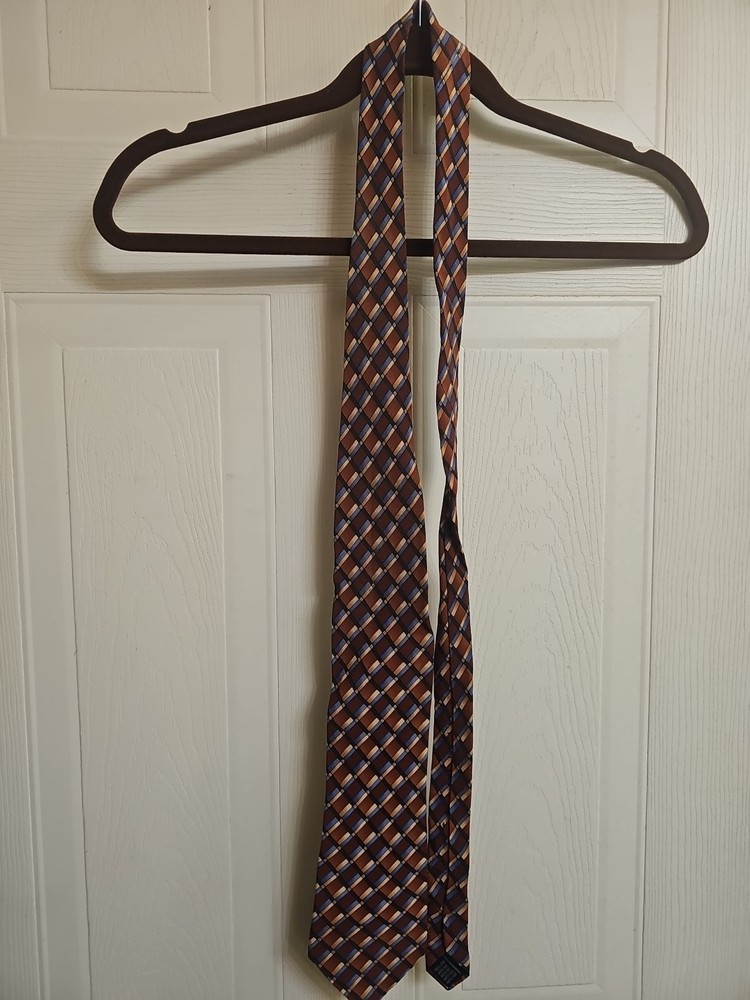 Meeting Street Handmade Men's Tie 100% Silk