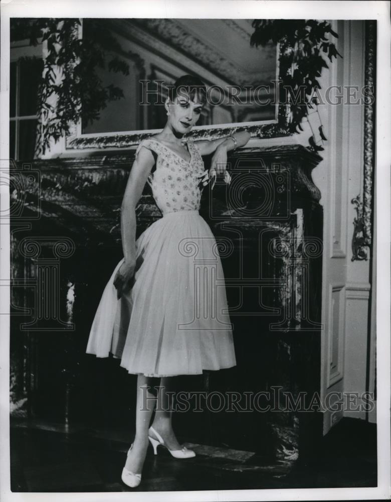 1955 Press Photo Woman Models Party Dress
