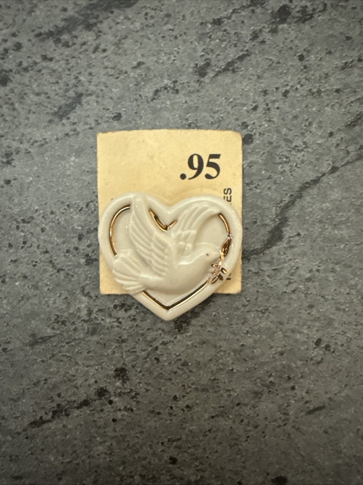 Signed Lenox Porcelain Peace Dove Inside Heart Christmas Holiday Brooch Pin