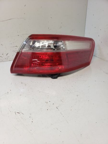 Passenger Tail Light Quarter Panel Mounted Fits 07-09 CAMRY 1038752