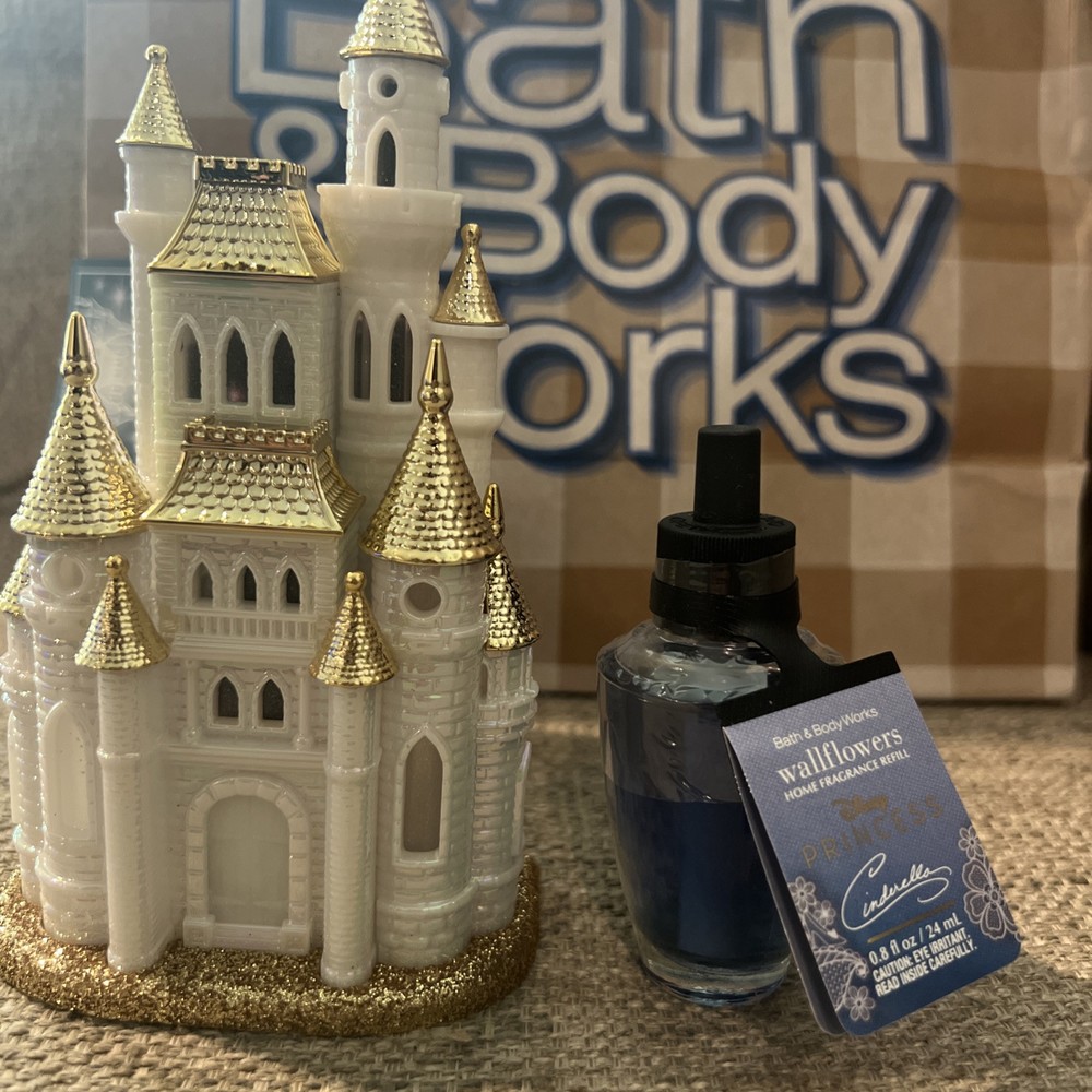 Bath & Body Works Disney Princess Castle Projector Wallflowers Plug in Light Lot