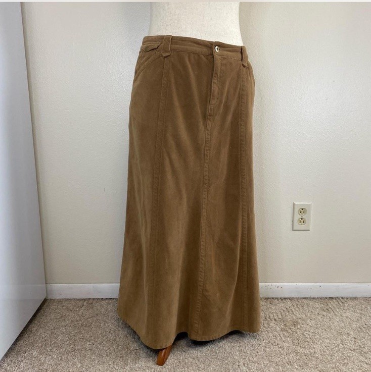 Vintage Y2K Eddie Bauer Corduroy Maxi Skirt Size 12 Boho Academia Style