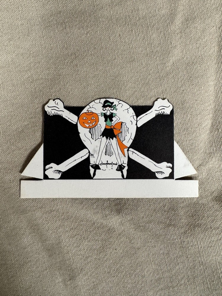 UNUSED VINTAGE ART DECO HALLOWEEN DIECUT BUZZA (ATTRIBUTED) PIRATE TALLY CARD