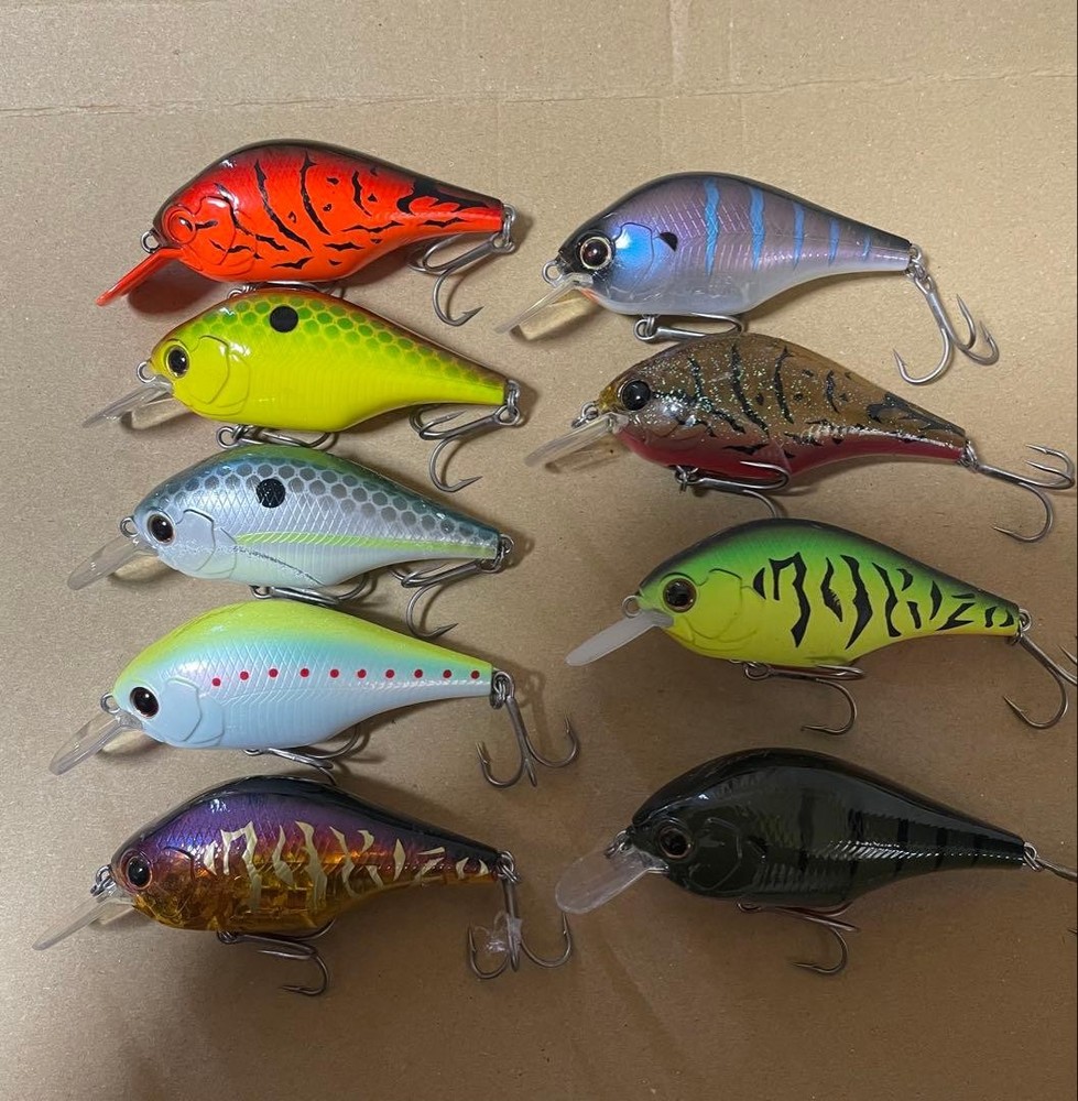 Evergreen Zerg 9pcs Set Hard Lure Fishing Baits, Slightly Used