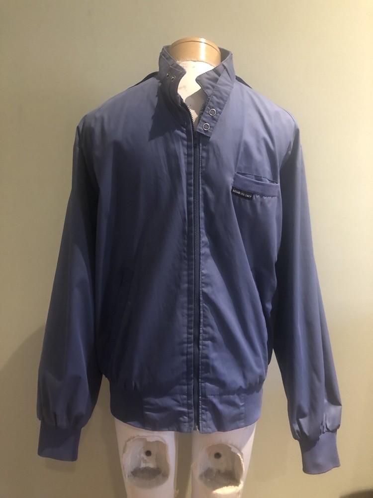 Exclusive Members-Only Zip-Up Jacket for Stylish Comfort  -image