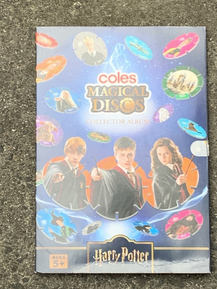 HARRY POTTER. MAGICAL DISCS COLLECTORS ALBUM. COMPLETE WITH ALL DISCS -:- NICE.