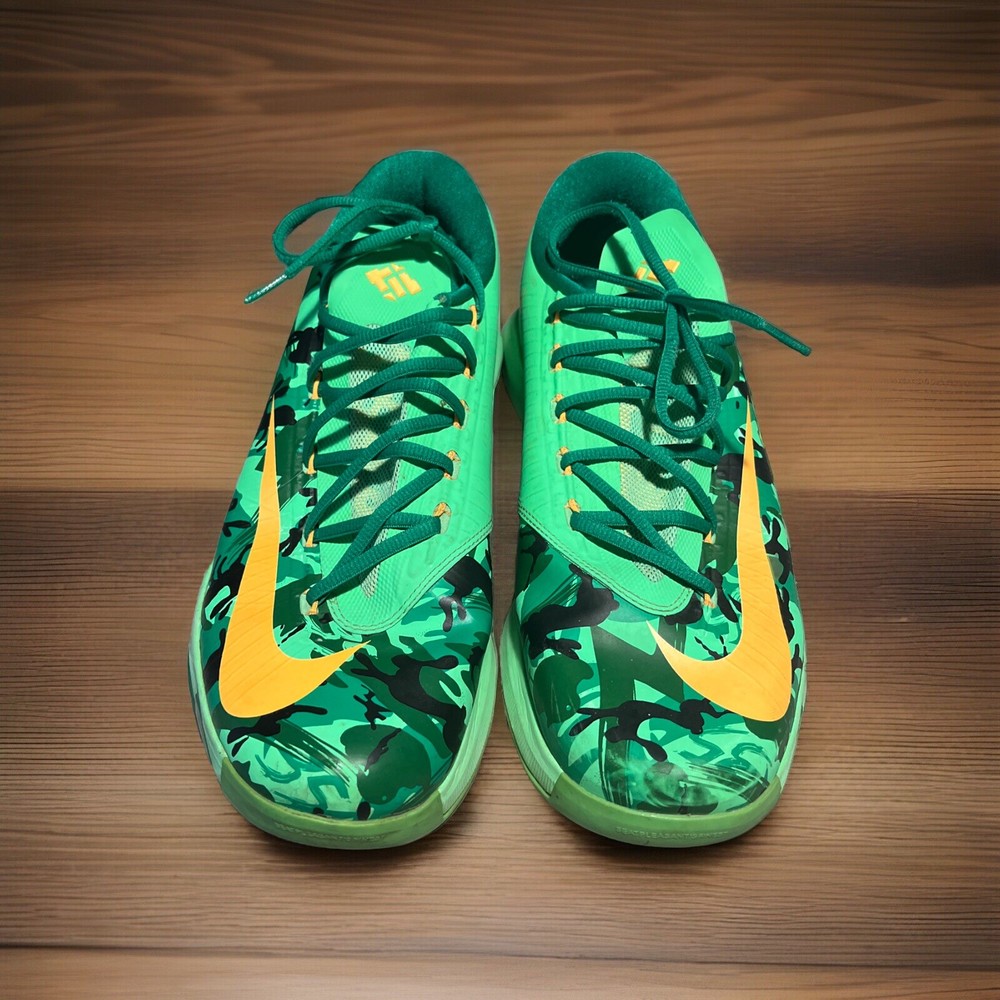 Preowned Men’s Nike Zoom KD 6 size 13. Easter Edition 599424-303