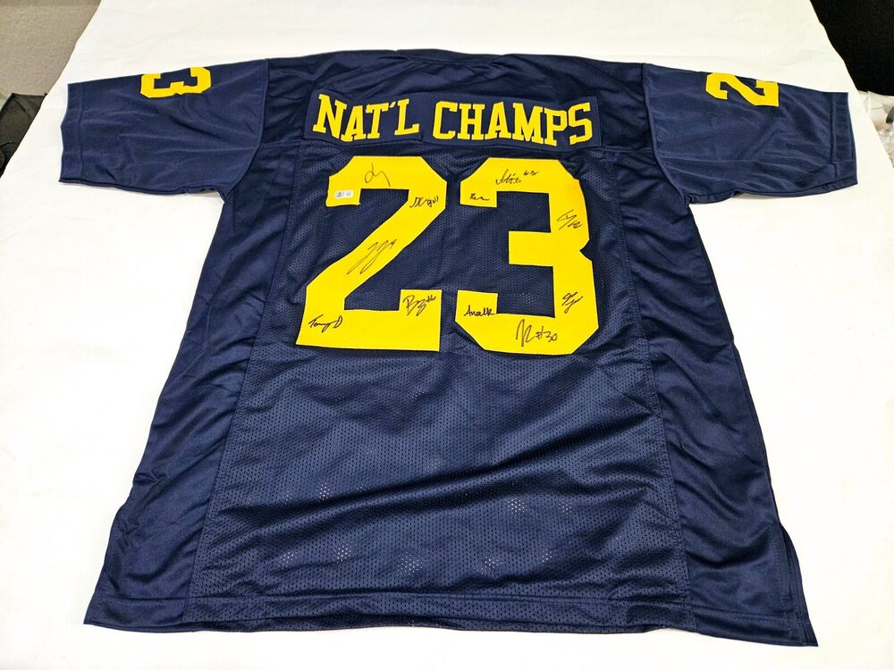 23 National Champions Michigan Wolverines Signed Autographed Team Jersey Beckett