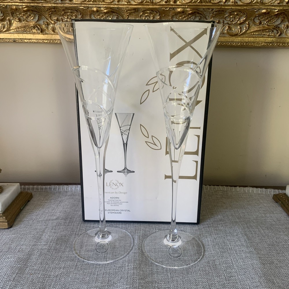 NIB Lenox Adorn Set of 2 Fine European Crystal Stemware Toasting Flutes 7 oz