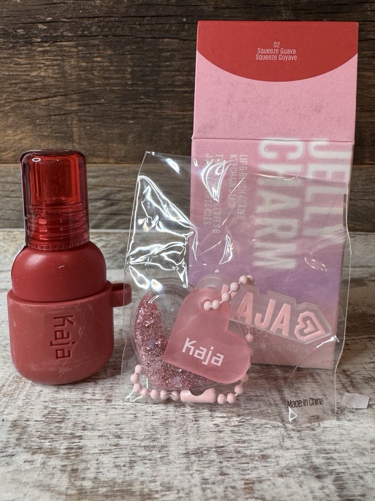 Kaja Jelly Charm Lip + Blush Glazed Keychain Stain 02 Squeeze Guava