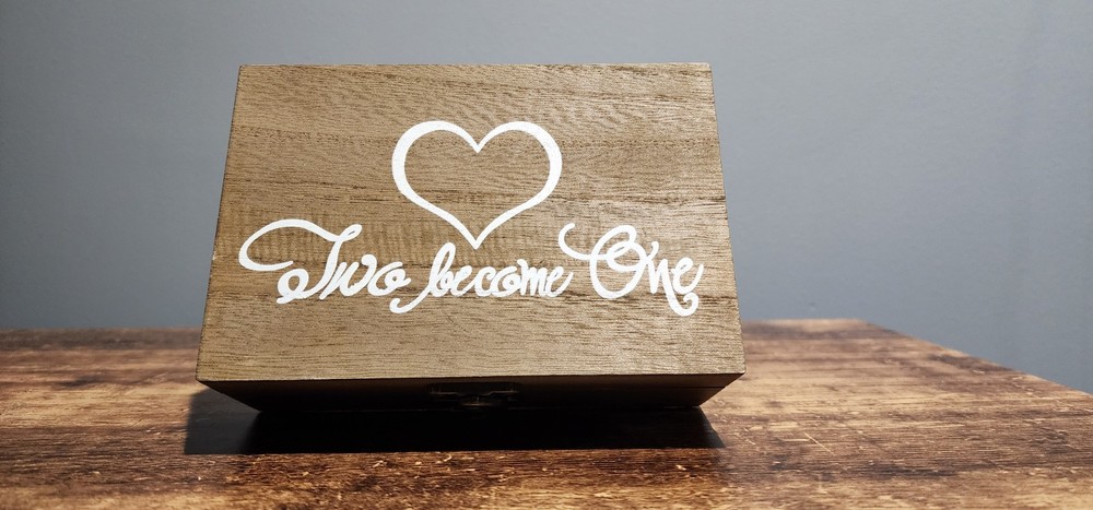 Elegant Wedding Ring Box for Your Special Day