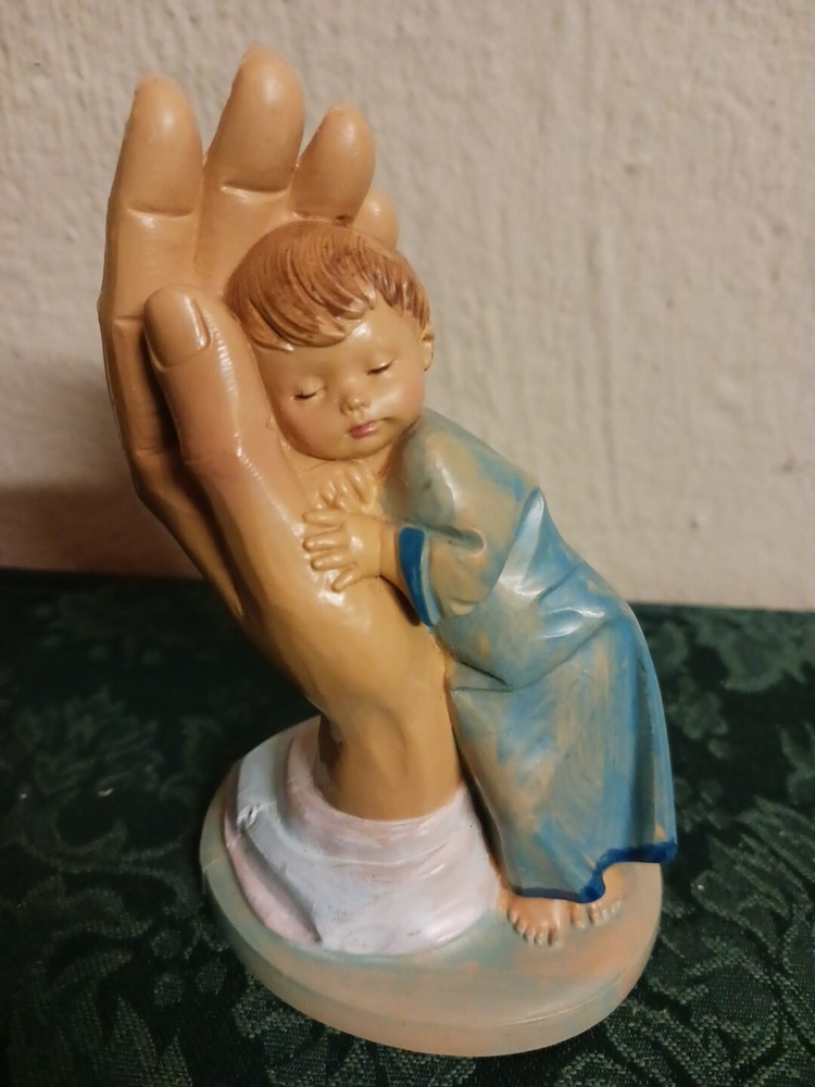Vintage Simonelli Fontanini Sleeping Boy Held in Palm of Hand Depose Italy 136