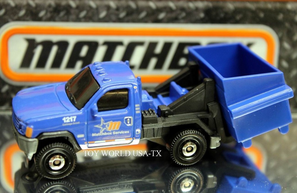2020 Matchbox #10 MBX City MBX Garbage Scout blue