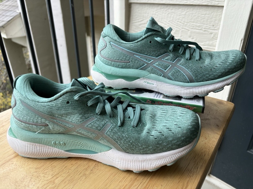 ASICS GT-2000 - US Size 7.5 woman’s Athletic Shoes with Comfort and Support