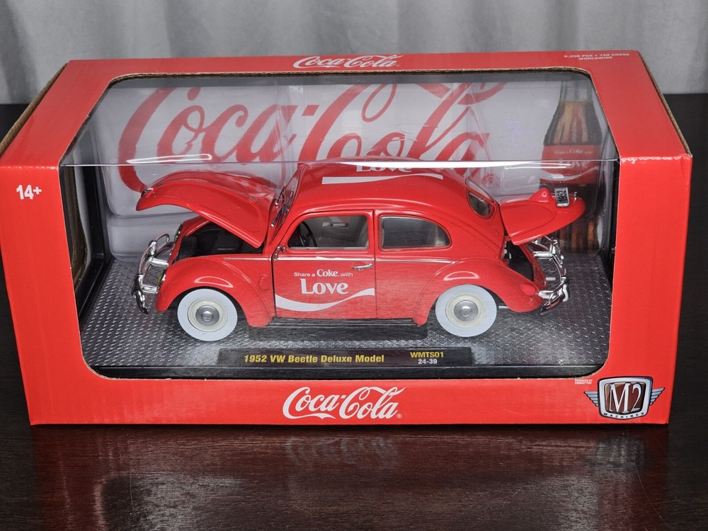 M2 Machines 1952 VW Beetle Deluxe Model Coca-Cola Love Chase WMTS01 24-39 NEW