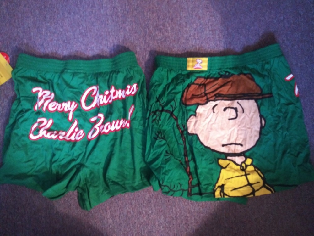 Men s Peanuts Charlie Brown Green Christmas/Holiday Boxer Shorts NWT--Size Large