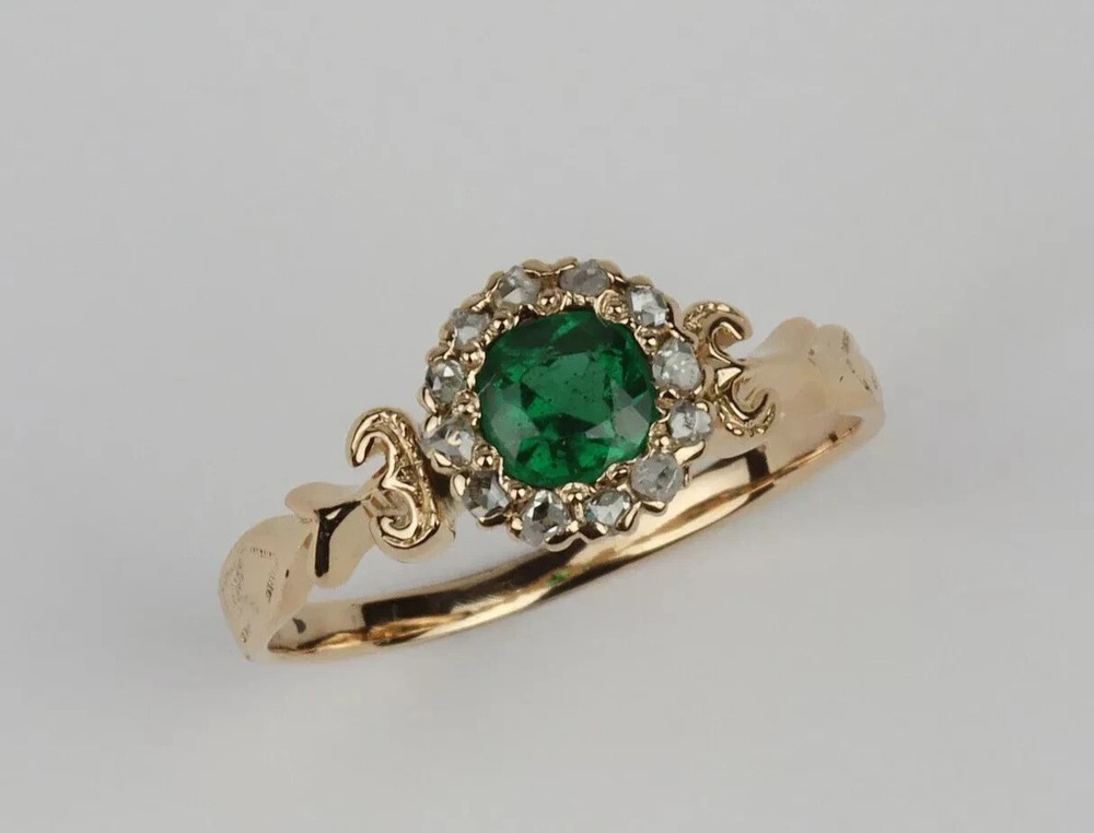 2 Ct Round Simulated Emerald Wedding Ring in 14k Gold Plating