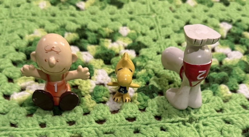 Vintage Snoopy Charlie Brown Woodstock Retro 50s-70s Collectible Toy Figures