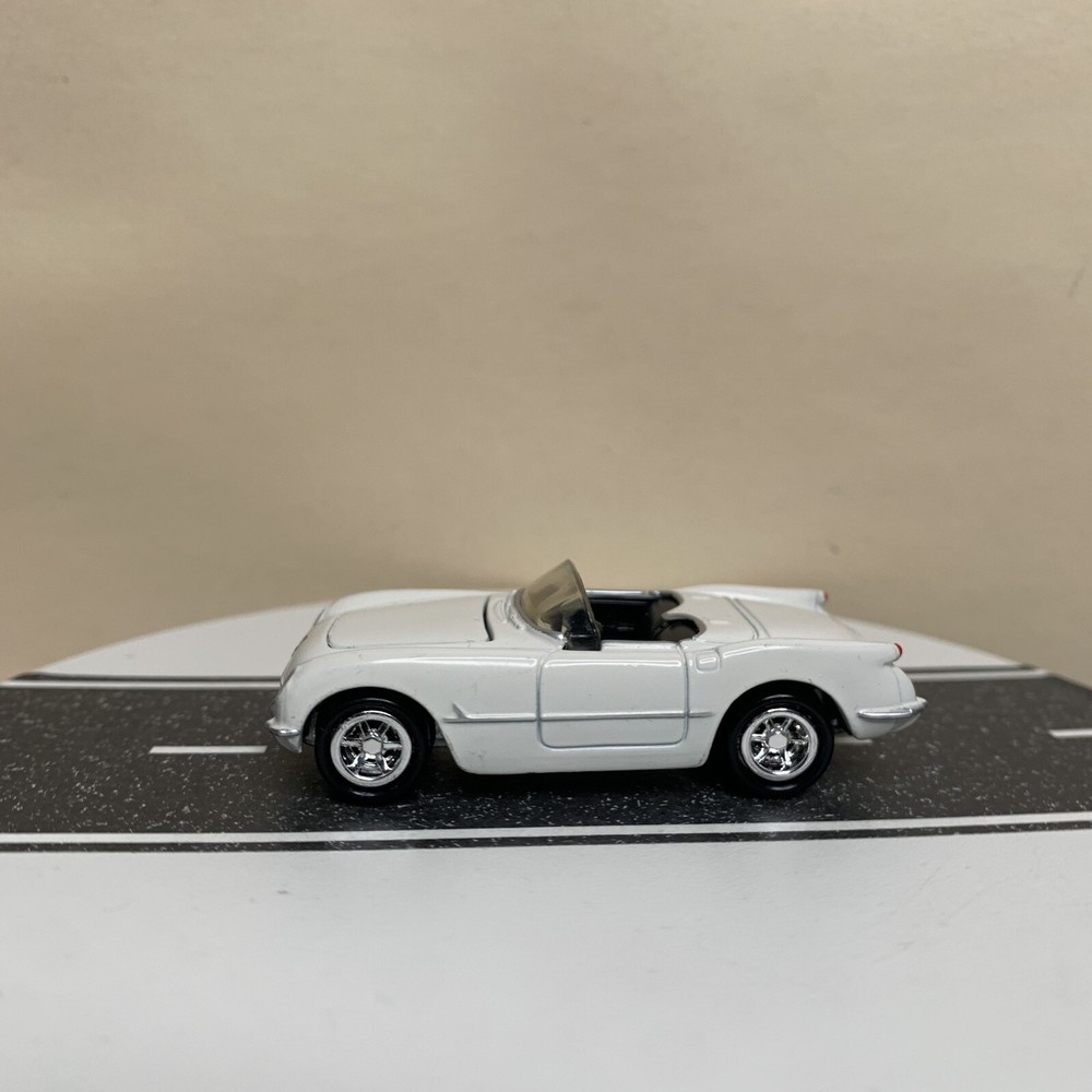 Johnny Lightning Corvette Collection 1953 Chevy C1 Convertible White 1:64 NM