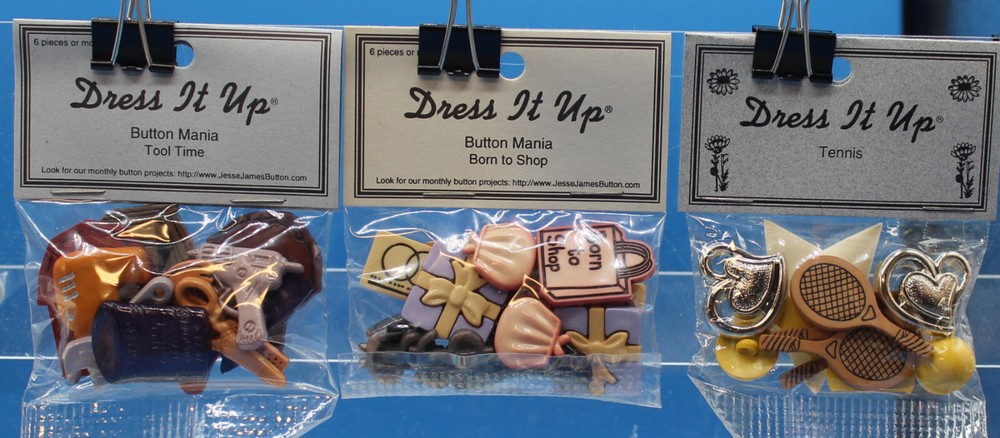 VINTAGE DRESS IT UP MISC DECORATIVE BUTTONS 3 pks LOT TENNIS SHOP TOOL TIME