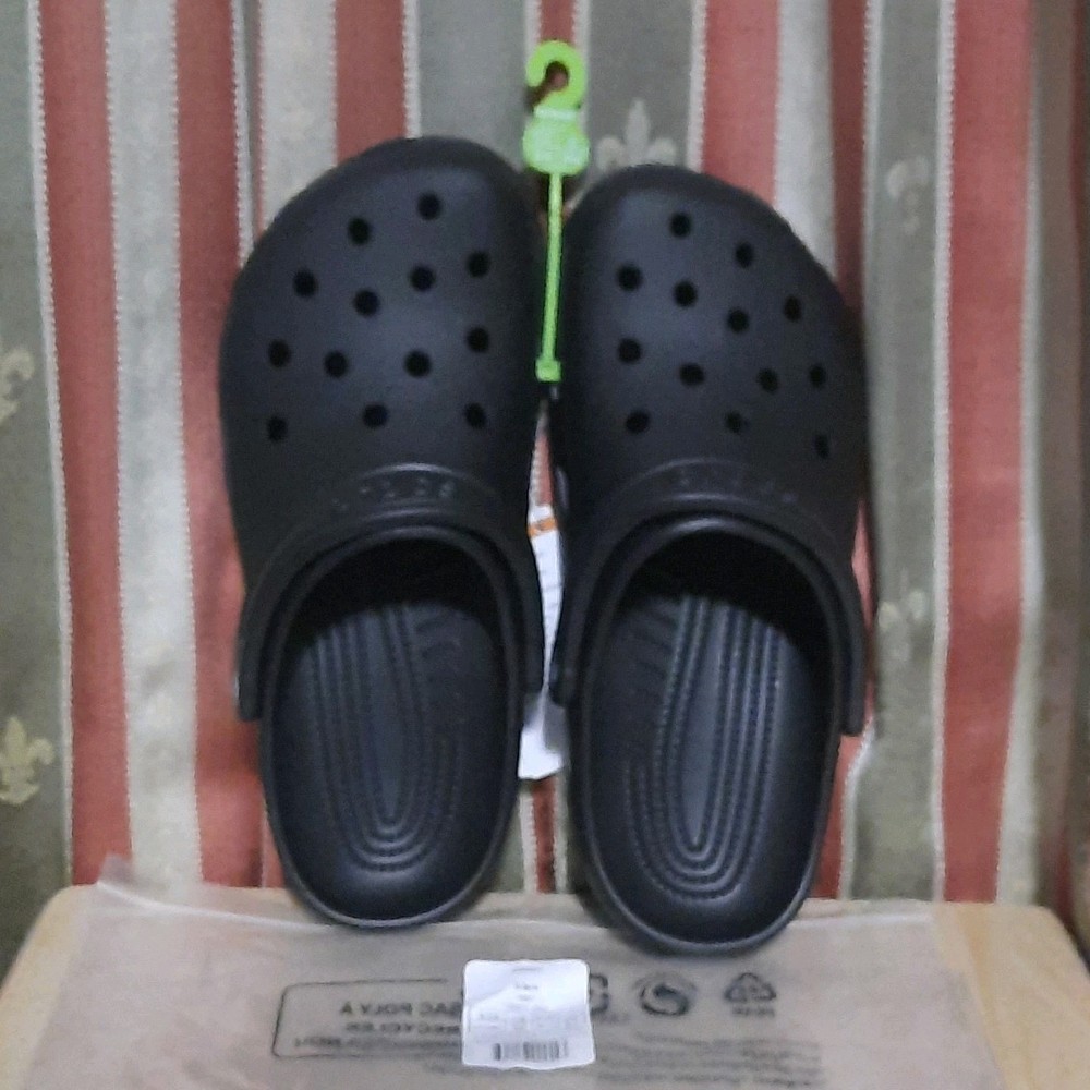 Crocs Classic Men's Slip-On Sandals Black US 7 UK 6 EU 39-40 10001-001