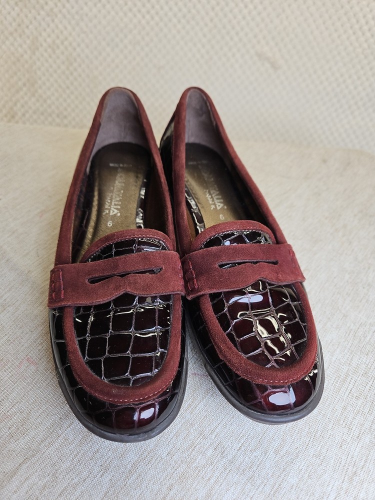 AQUATALIA Burgundy Red Croc Emboss Penny Loafer in Patent Leather Comfortable Lightly Worn