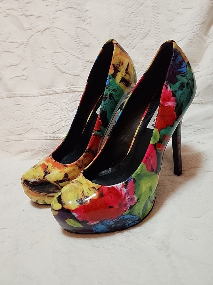 Steve Madden Nala Floral Print Shiny Stiletto Platform Heels Pumps Size 8M EUC