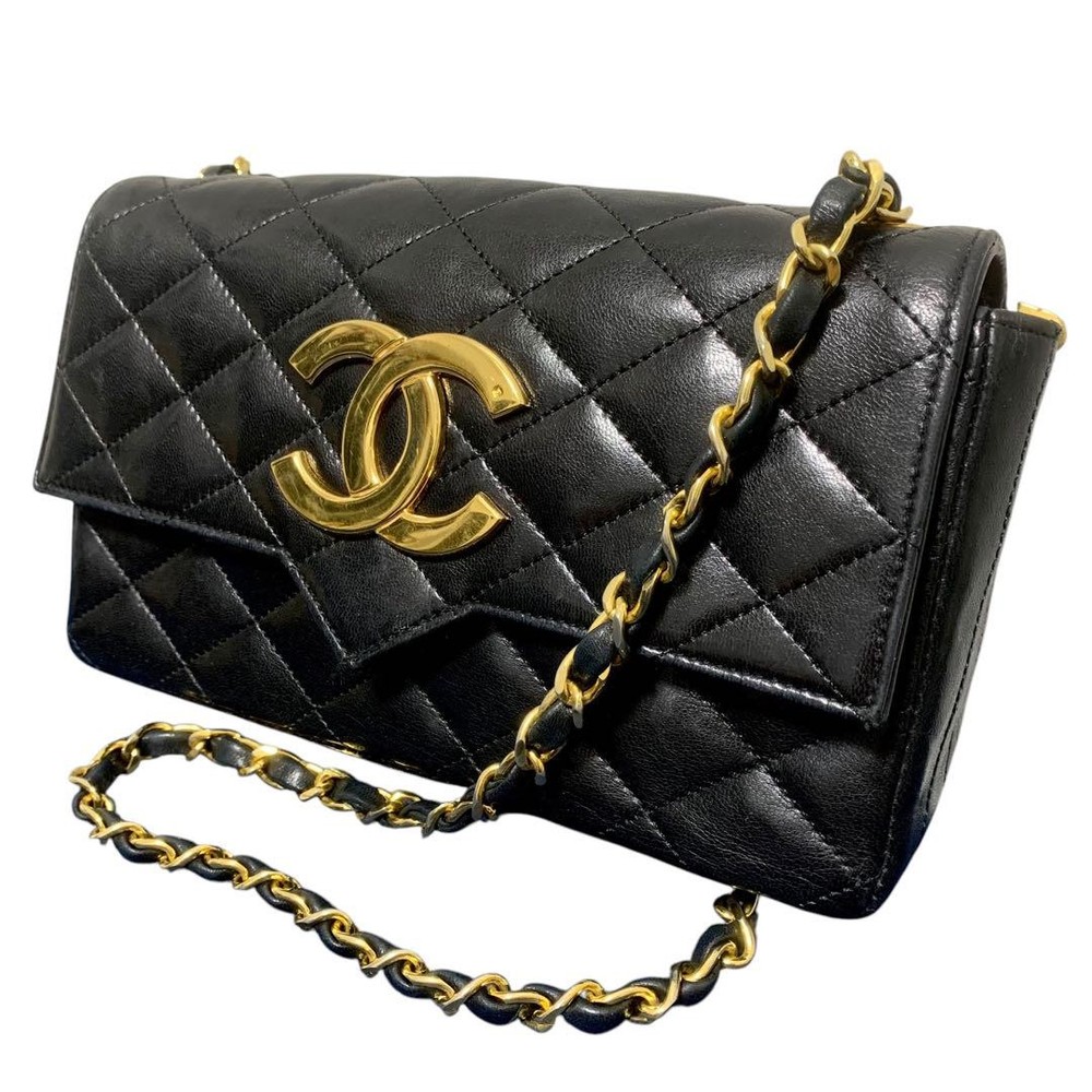 Chanel Black Matelasse Chain Flap Shoulder Bag with CC Logo