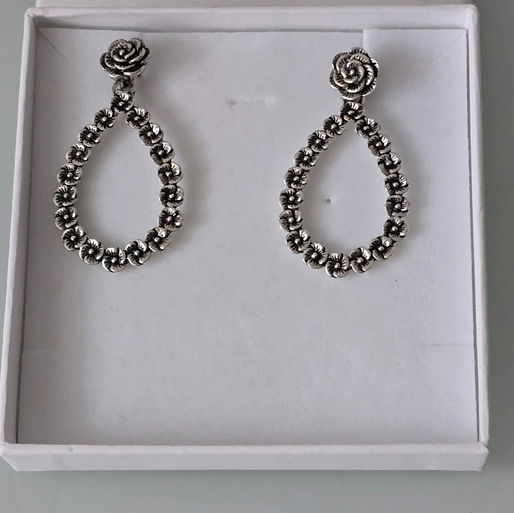 Handmade Oval Shape Sterling Silver Plated Rose Flower Victorian Drop Earring