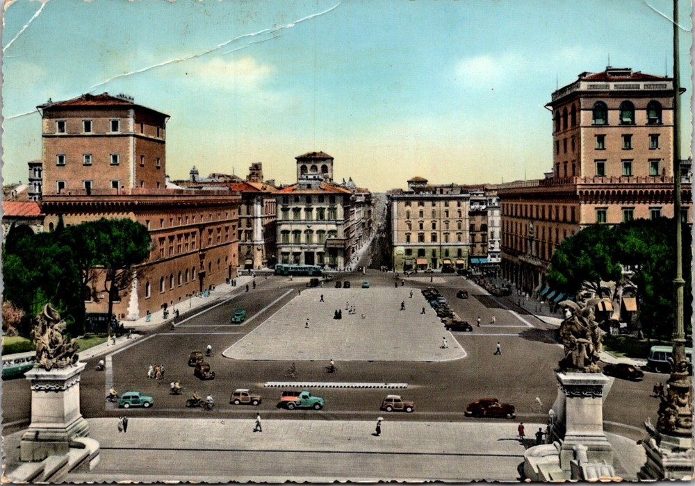 Postcard c1970 Venezia Square Rome Italy