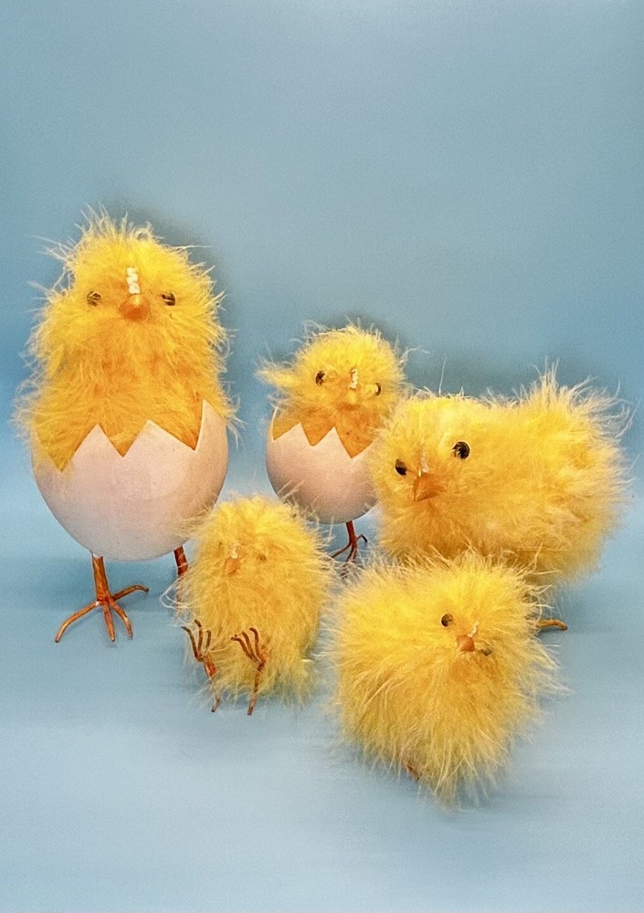 5 Cute Feathered Decorative Fuzzy Chicks Hatching Eggs Easter Decor Chickens