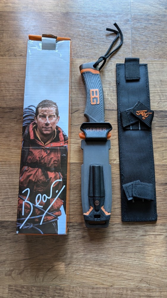 GERBER Bear Grylls Ultimate Survival Fixed Blade Knife  SERRATED Edge