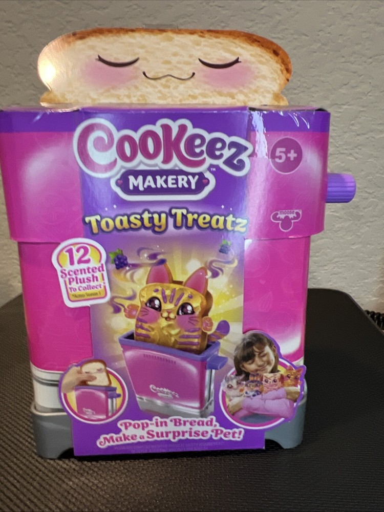 Cookeez Makery Toasty Treatz Baking Toy Set New in Box Unopened