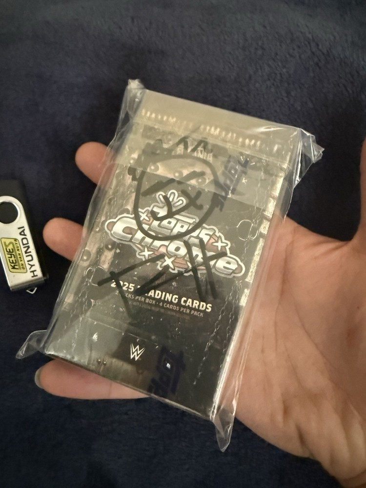 2025 TOPPS WWE WRESTLEMANIA EXCLUSIVE CACTUS JACK BOX SIGNED By Travis Scott