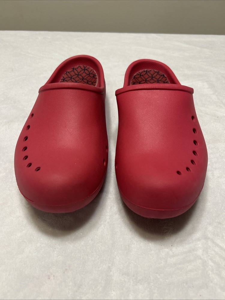 Crocs Women’s Size 11 Red Clogs Slip On Shoes Comfort Danish Nurse Occupational