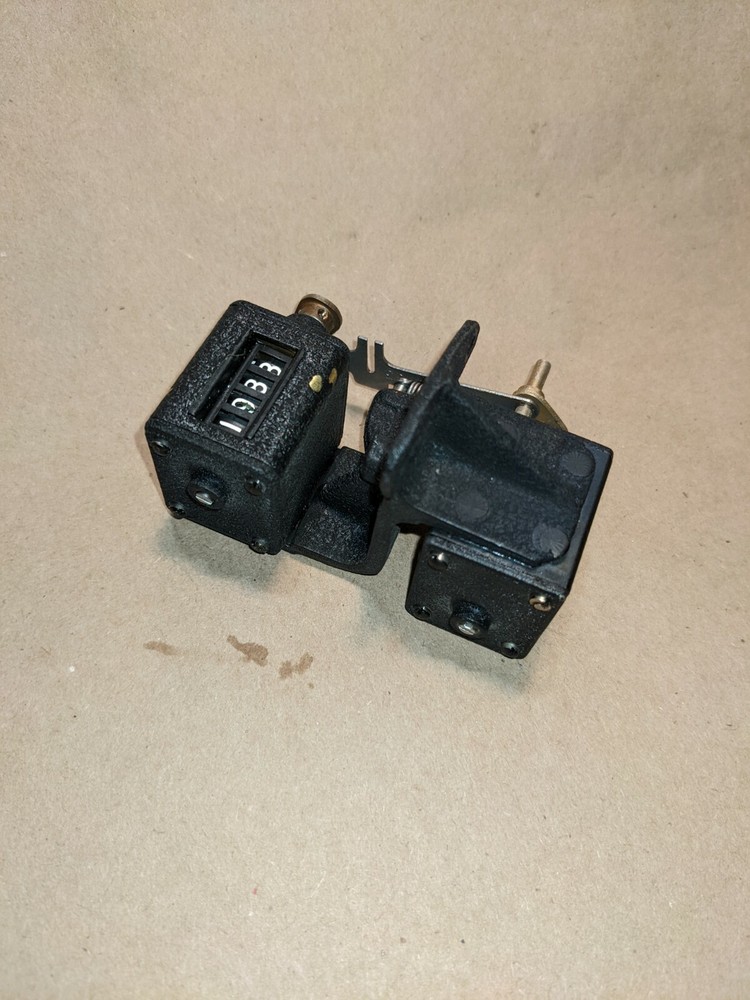 Vintage Veeder Root 4-Digit Mechanical Counter Dual Display-image