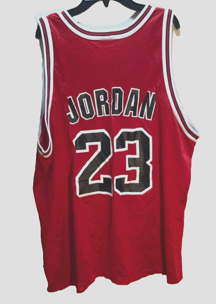 Michael Jordan 90s Chicago Bulls Red NBA Jersey Champion Size 48