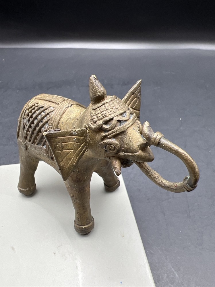 Cast Iron Brass Carved Welded Elephant Crude Primitive  Metal Figurine