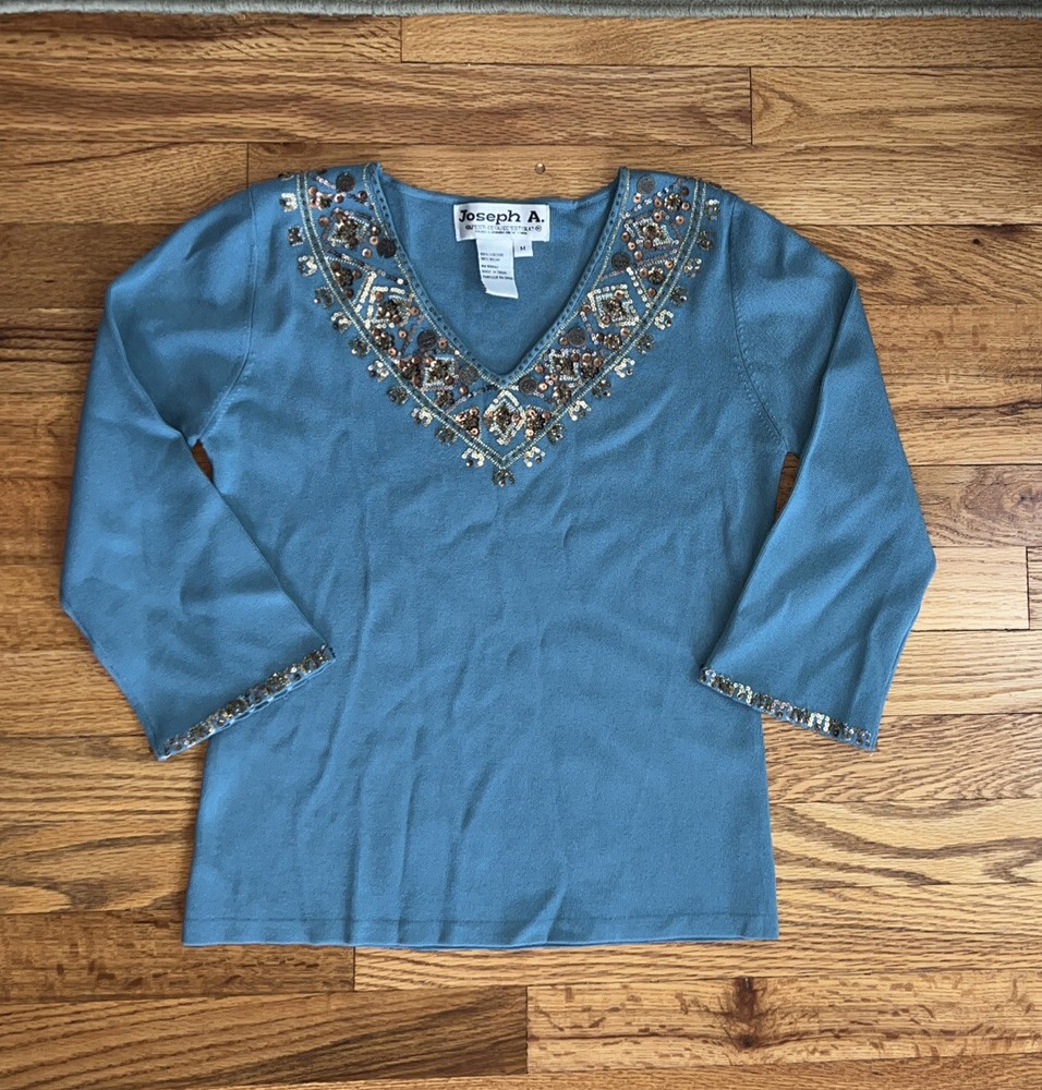 Joseph A V-Neck Pullover Sweater in Steel Blue with Sequin Accents