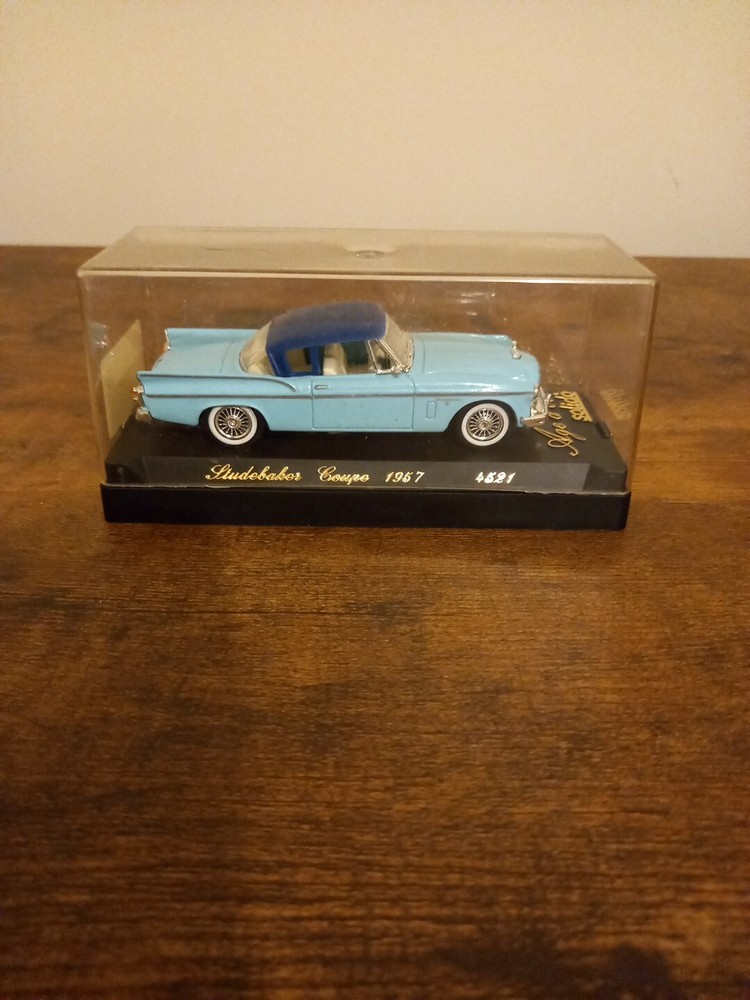 Solido 1/43 - Studebaker Silver Hawk Green / Blue diecast model car UK FREE P&P