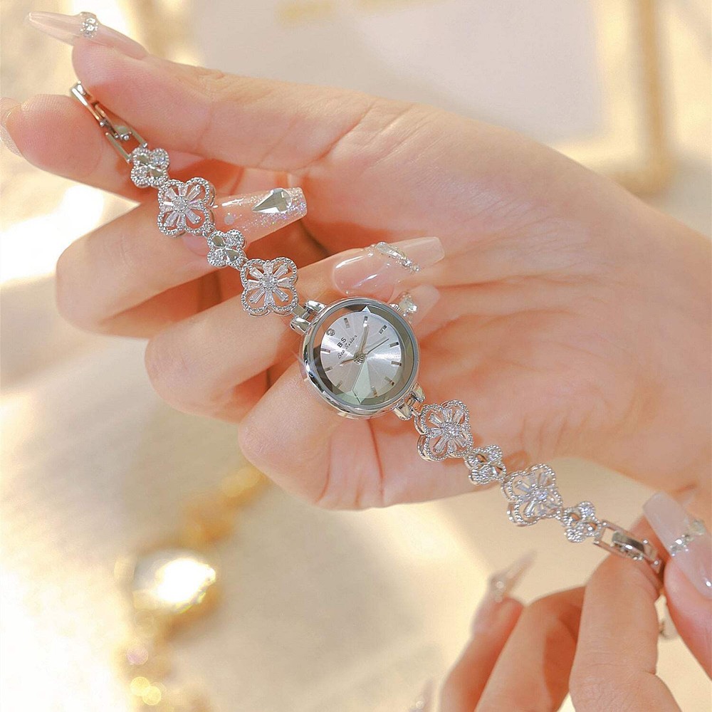 Elegant Slim Gold and Silver Fashion Watch for Women with 7mm Alloy Case