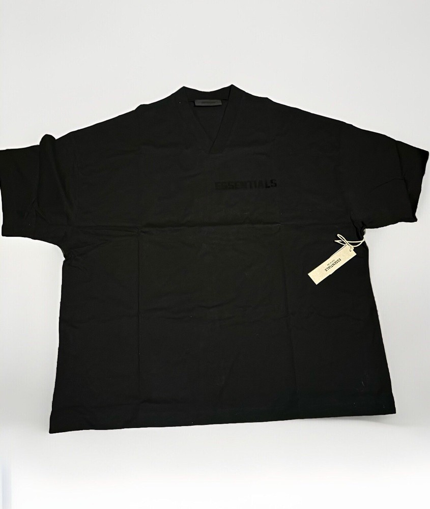 NWT Fear of God Essentials v-neck tee size L rare sold out