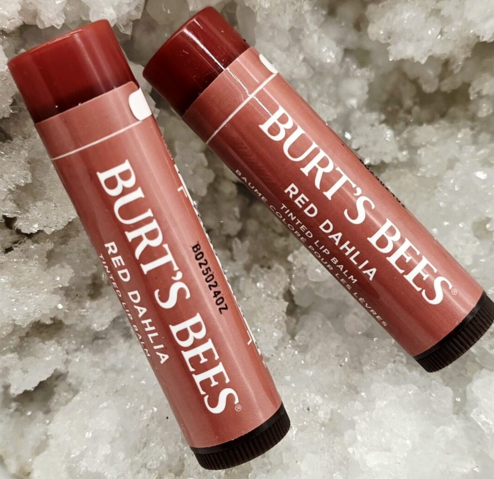 🌺 Burt’s Bees Tinted Lip Balm –Red Dahlia | Natural Color + Nourishing Care 2ct