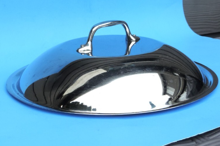 All-Clad 12-inch Stainless Steel Domed Pan Lid in Excellent Condition