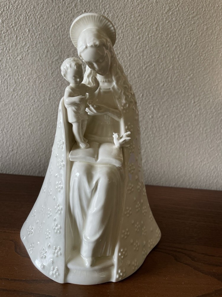 Vintage Hummel Madonna and Child Figurine 8.5 Inches Tall