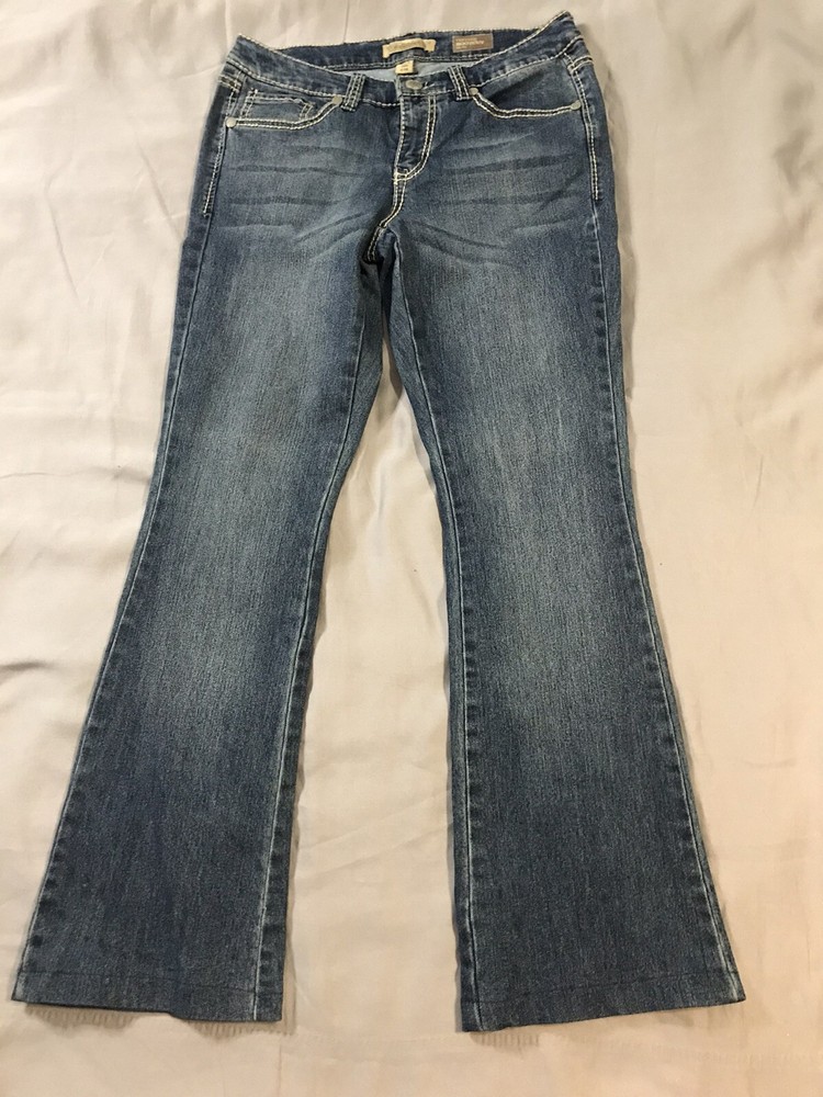 Women's Blue Studded Embroidered Bootcut Earl Jeans 28x28