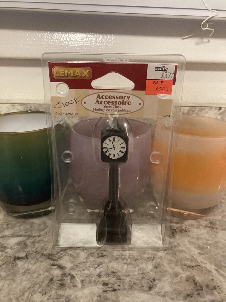 Lemax 2007 Street Clock Christmas Village Decor New Accessory