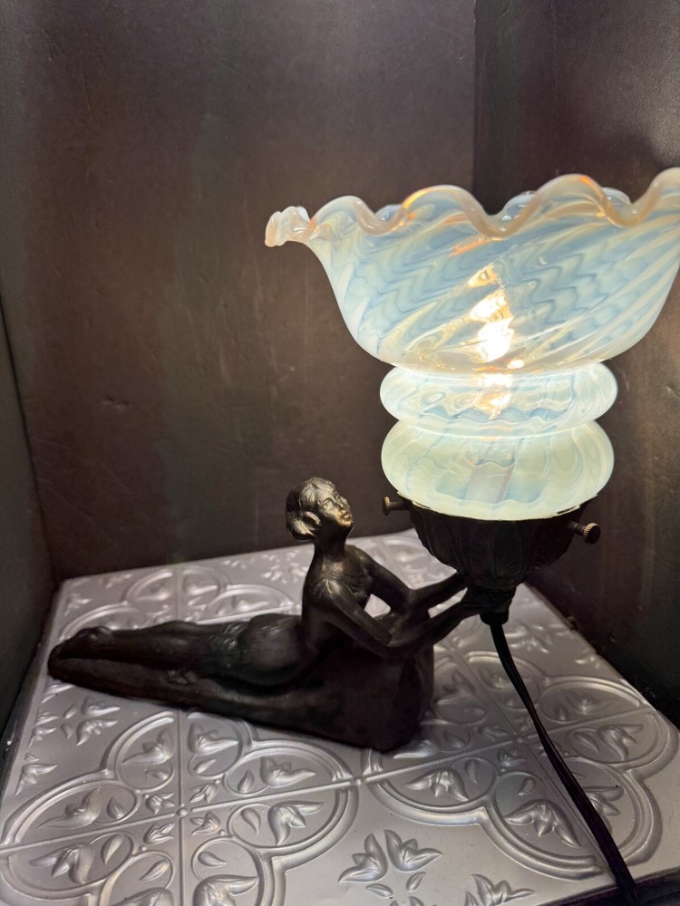 Art Deco Chandler Fenton Opalescent Figural Lady Lamp Christmas Sale-image