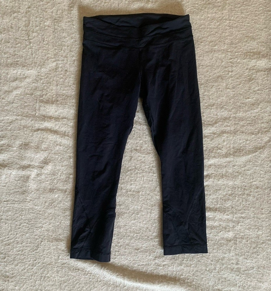 Lululemon Leggings Women's Size 6 Black Back Pocket Athletic
